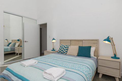 Sunset Place Apartments - Events Australia 35