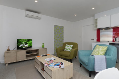 Sunset Place Apartments - Events Australia 30