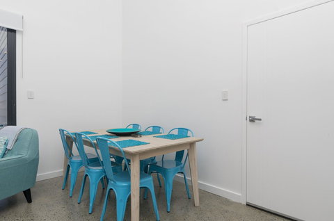 Sunset Place Apartments - Events Australia 43