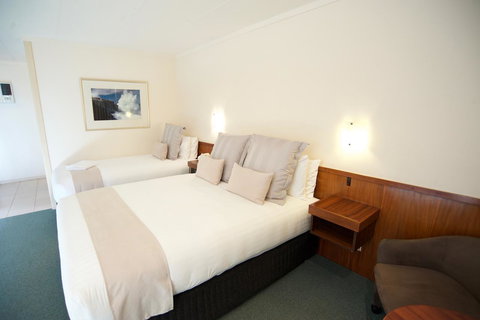 SureStay Hotel By Best Western The Clarence On Melville - Events Australia 8