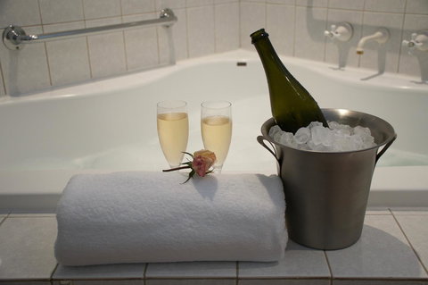 SureStay Hotel By Best Western The Clarence On Melville - Events Australia 20