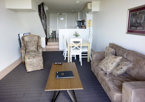Oceanside 8 - Tourism Bookings 1