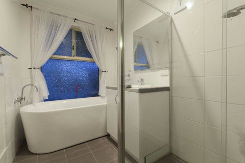 The Entertainer - Events Australia 26