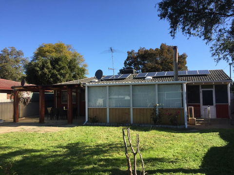 â˜… Stylish Family Home! â˜… - Events Australia 26