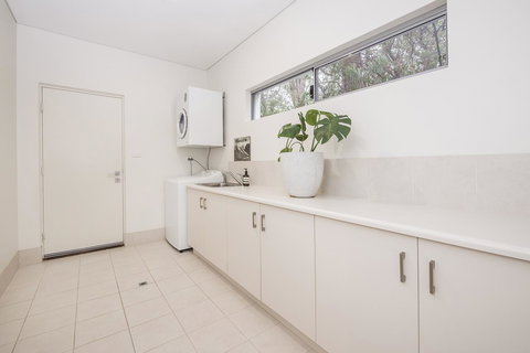 Calm Waters - Events Australia 27