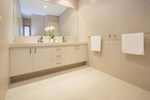 Calm Waters - Events Australia 3