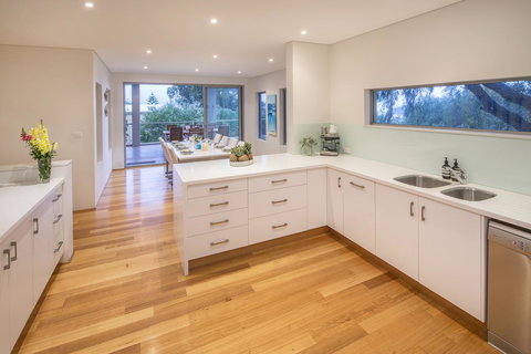 Calm Waters - Events Australia 26