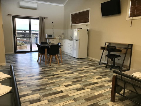 Sabai Accommodation - Events Australia 7