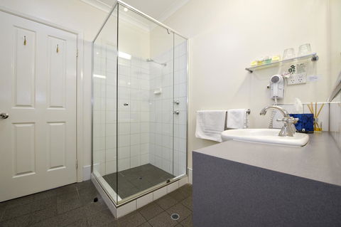 Vintages Accommodation - Events Australia 23