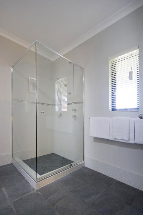Vintages Accommodation - Events Australia 13