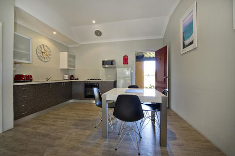 Vintages Accommodation - Events Australia 35