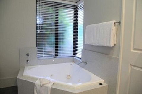 Vintages Accommodation - Events Australia 6