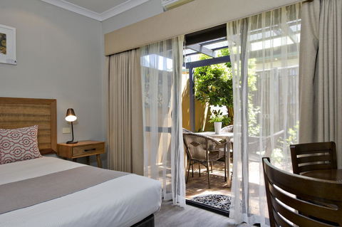 Vintages Accommodation - Events Australia 37