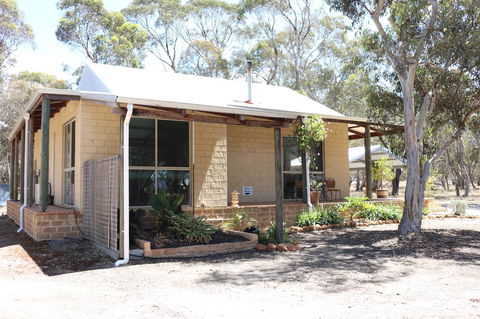 Kendenup Cottages And Lodge - Events Australia 22