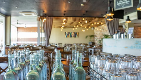 Mullaloo Beach Hotels & Apartments - Tourism Bookings 9