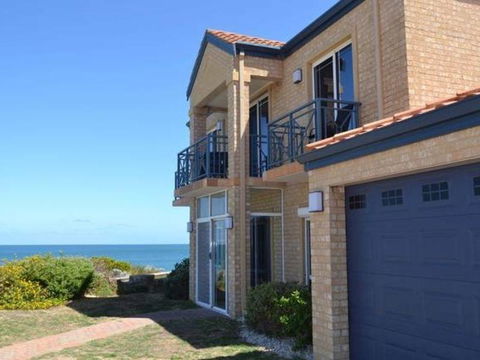 Caravel Beach House Mandurah - Events Australia 28