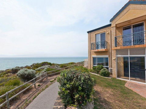 Caravel Beach House Mandurah - Events Australia 0