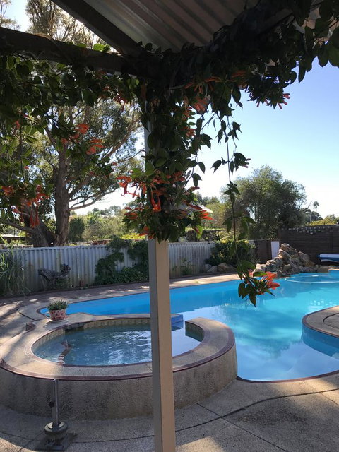 Swan Valley Rest Cottage - Tourism Bookings 22