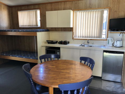 The Aurelian Cabin - Events Australia 9