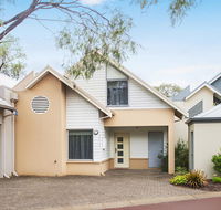 Beach Retreat - Busselton - Tourism Bookings