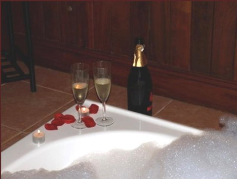 Pemberton Old Picture Theatre Holiday Apartments - Events Australia 0