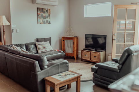 Bluebird Cottage - Events Australia 18