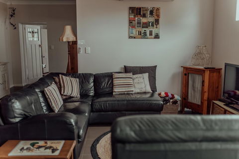 Bluebird Cottage - Events Australia 17