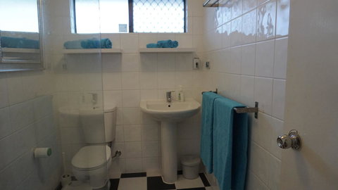 Relax, Bright & Airy Garden Villa - Events Australia 40