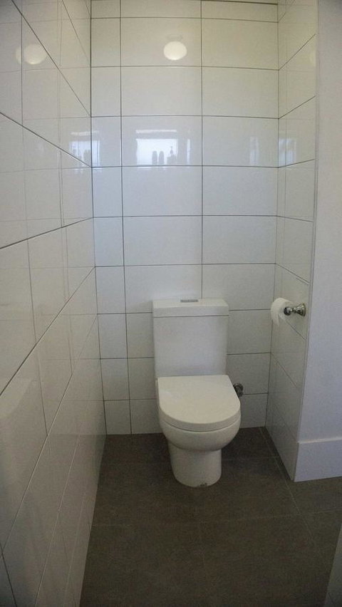 Relax, Bright & Airy Garden Villa - Events Australia 25