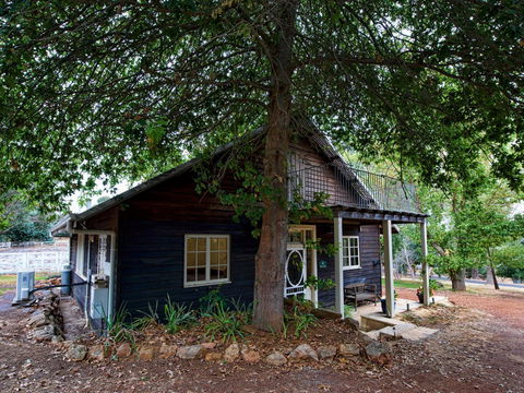 Oak Tree Barn Bridgetown - Tourism Bookings 2
