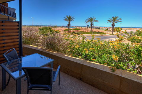 Mantarays Ningaloo Beach Resort - Events Australia 17