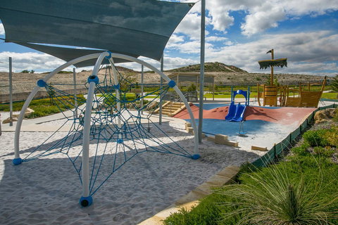 Indian Ocean Retreat - Accommodation Europe 5