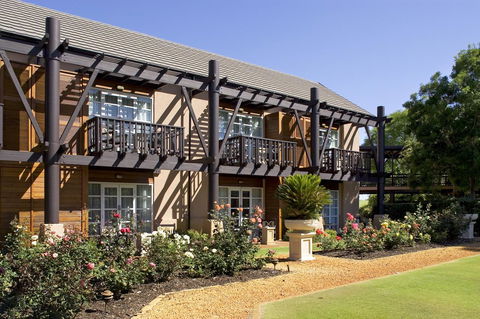 Novotel Vines Resort Swan Valley - Accommodation Europe 22