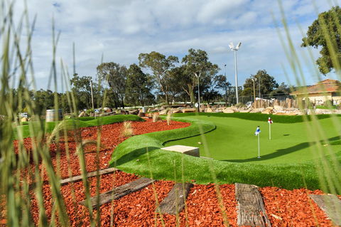 Novotel Vines Resort Swan Valley - Accommodation Europe 21