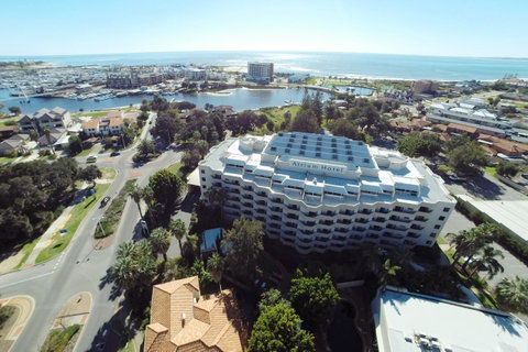 Atrium Hotel Mandurah - Tourism Bookings 13