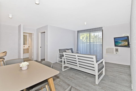 Atrium Hotel Mandurah - Tourism Bookings 25