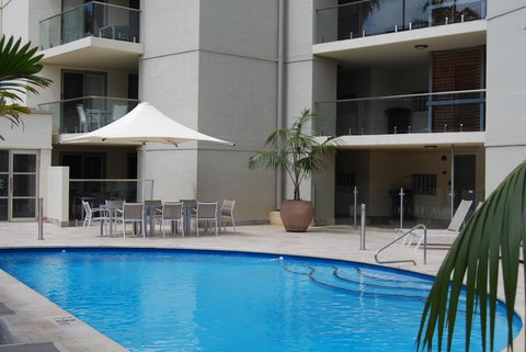 Absolute Beachfront Scarborough - Events Australia 8