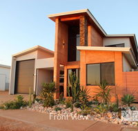 31 Inggarda Lane - Spectacular Views with a Private Jetty and Wi-Fi - Events Australia
