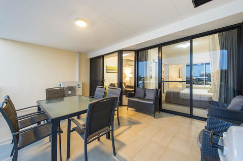 Dolphin Quay Apartments - Tourism Bookings 38
