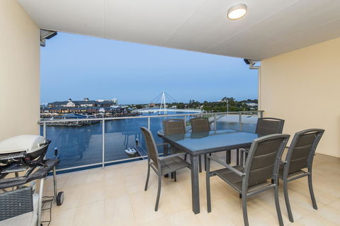 Dolphin Quay Apartments - Tourism Bookings 23