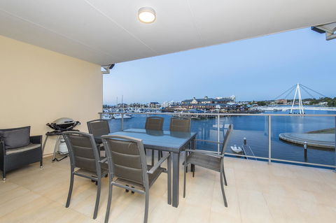 Dolphin Quay Apartments - Tourism Bookings 22
