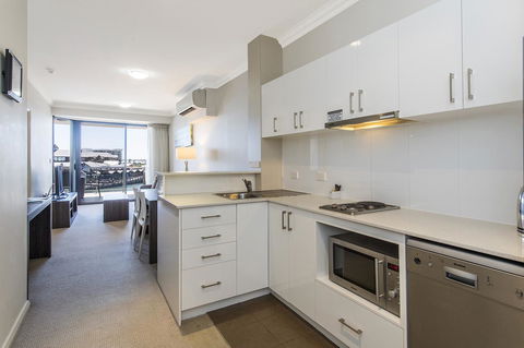 Dolphin Quay Apartments - Tourism Bookings 35
