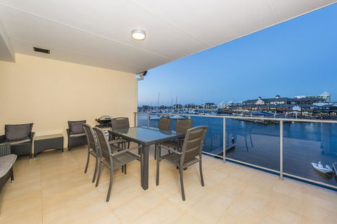Dolphin Quay Apartments - Tourism Bookings 21