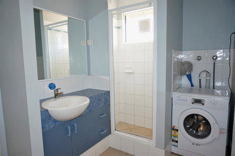 Osprey Holiday Village Unit 122 2 Bedroom - Events Australia 7