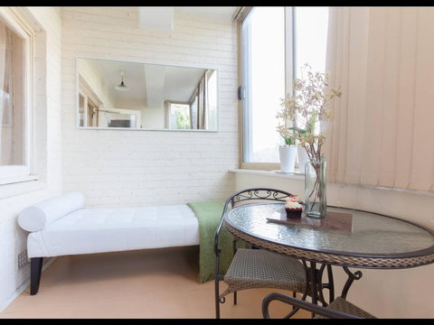 Broadway Apartments - Accommodation Europe 35