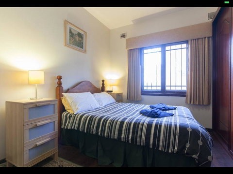 Broadway Apartments - Accommodation Europe 33