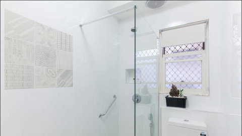 Broadway Apartments - Accommodation Europe 3