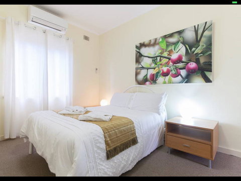 Broadway Apartments - Accommodation Europe 36