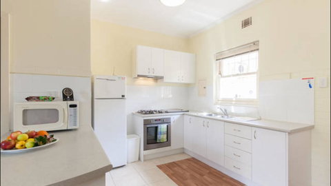 Broadway Apartments - Accommodation Europe 21