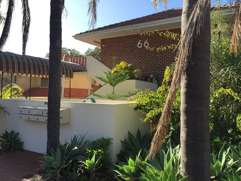 Broadway Apartments - Accommodation Europe 34